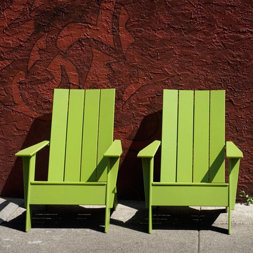 Juego de Sillones Adirondack de Loll Designs en color verde hoja